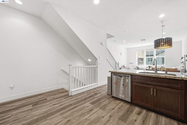 5569 Azalea Way, Newark, CA 94560