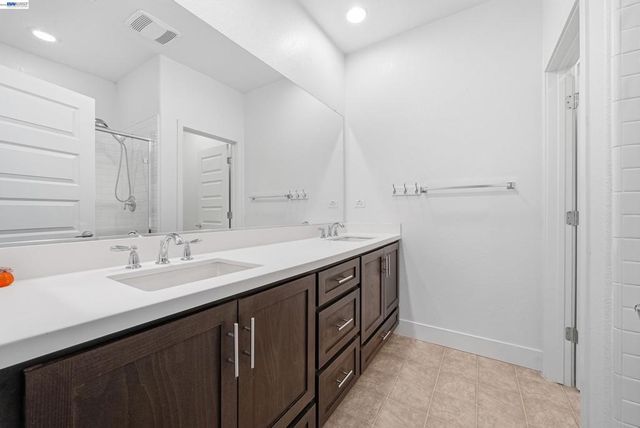 5569 Azalea Way, Newark, CA 94560