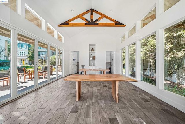 5569 Azalea Way, Newark, CA 94560