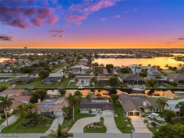5122 SW 3rd AVE, Cape Coral, FL 33914