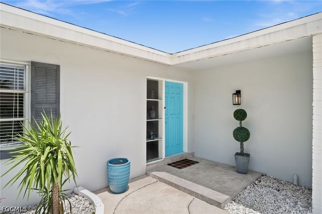 5122 SW 3rd AVE, Cape Coral, FL 33914