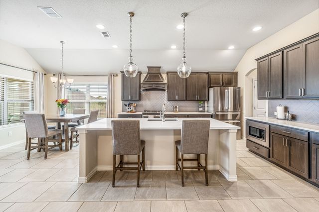 1057 Oak Knoll Drive, Burleson, TX 76028