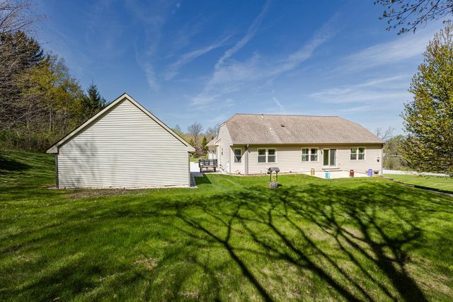 20805 Windsor DRIVE, New Berlin, WI 53146