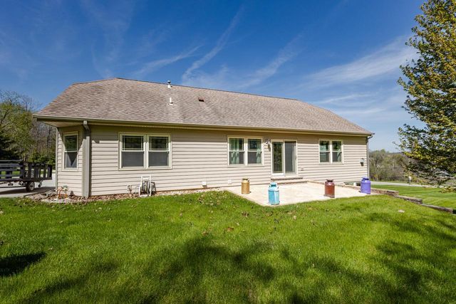 20805 Windsor DRIVE, New Berlin, WI 53146