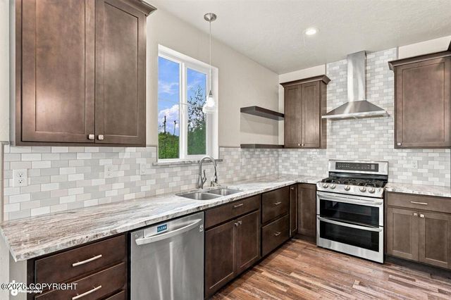 2017 E Ridgeview Drive, Wasilla, AK 99654
