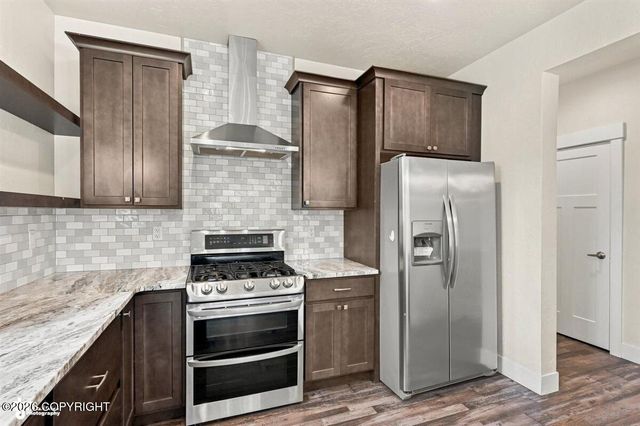 2017 E Ridgeview Drive, Wasilla, AK 99654