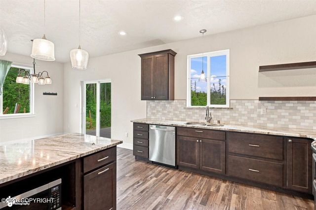 2017 E Ridgeview Drive, Wasilla, AK 99654