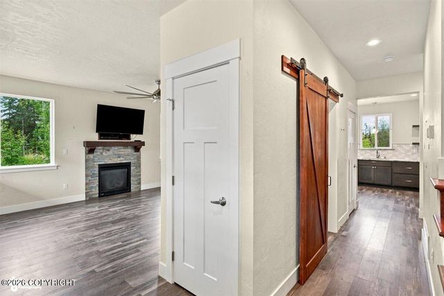 2017 E Ridgeview Drive, Wasilla, AK 99654