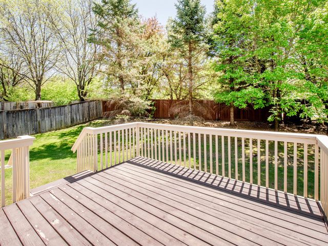 17213 Rogers Road, Eden Prairie, MN 55347