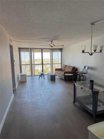 255 DOLPHIN POINT 809, Clearwater, FL 33767