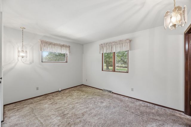 6266 N 900 E, New Carlisle, IN 46552