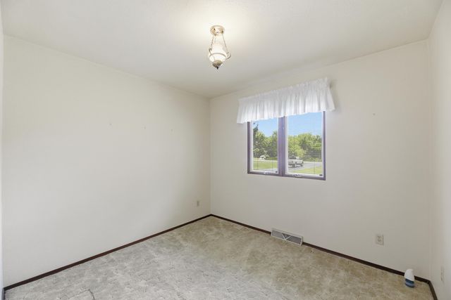 6266 N 900 E, New Carlisle, IN 46552