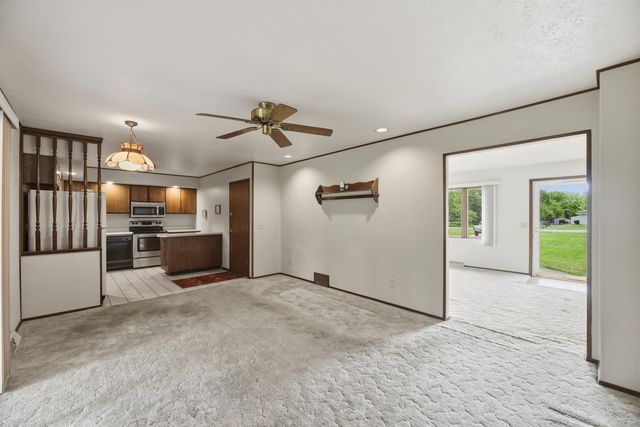 6266 N 900 E, New Carlisle, IN 46552