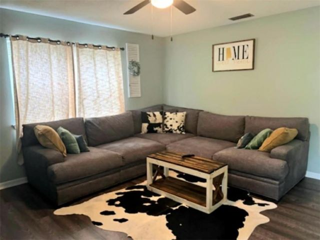 204 Pawnee Circle, Saraland, AL 36571