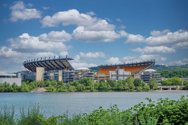 320 Fort Duquesne BOULEVARD 22A, Downtown Pgh, PA 15222