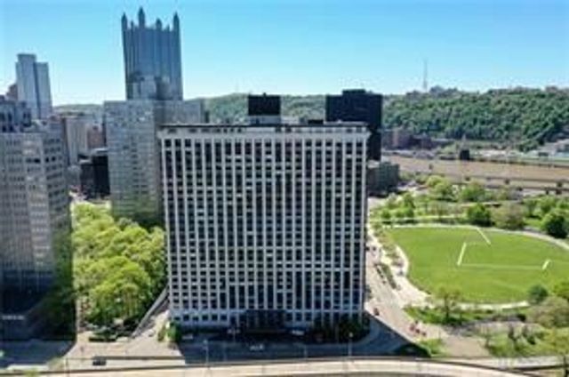 320 Fort Duquesne BOULEVARD 22A, Downtown Pgh, PA 15222