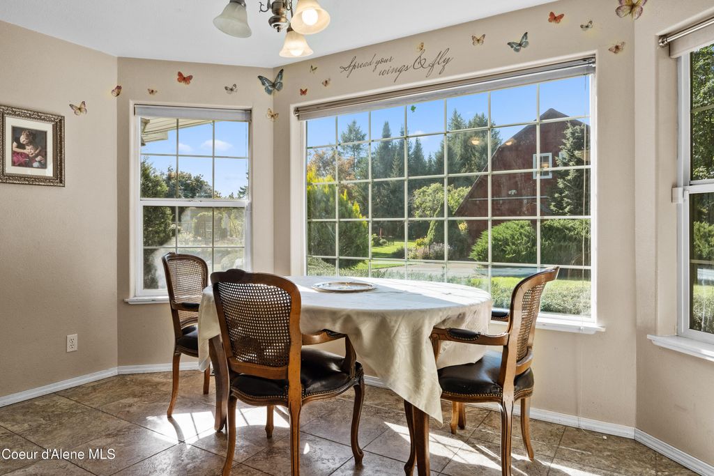 7535 N MT CARROL ST, Dalton Gardens, ID 83815 photo 12