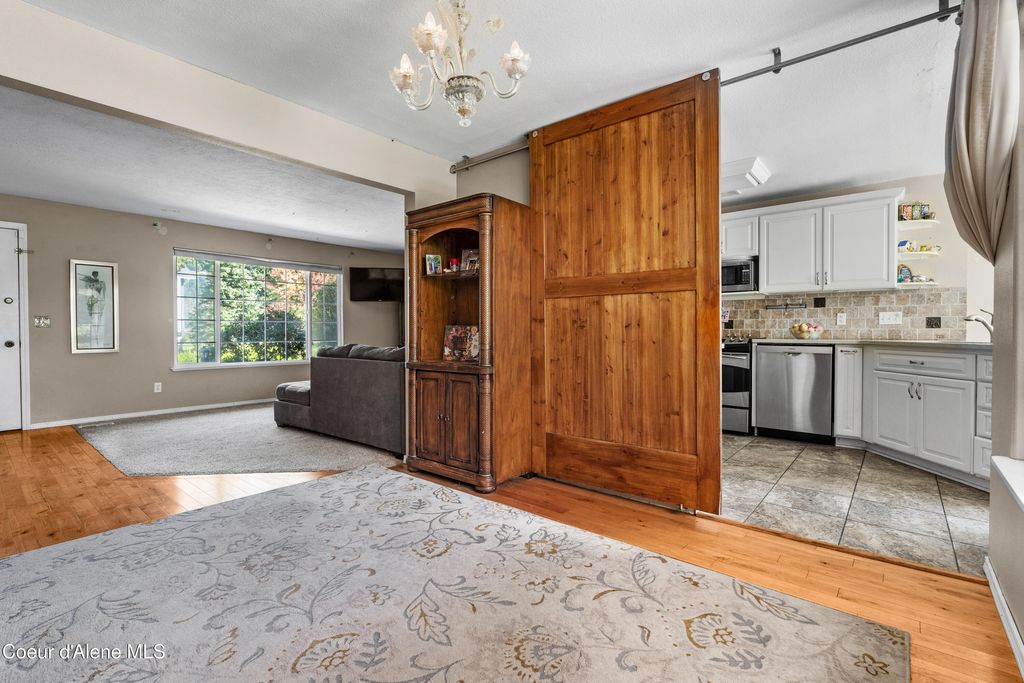 7535 N MT CARROL ST, Dalton Gardens, ID 83815 photo 9