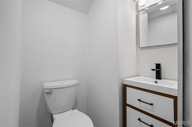 5099 Waterman Boulevard, St Louis, MO 63108