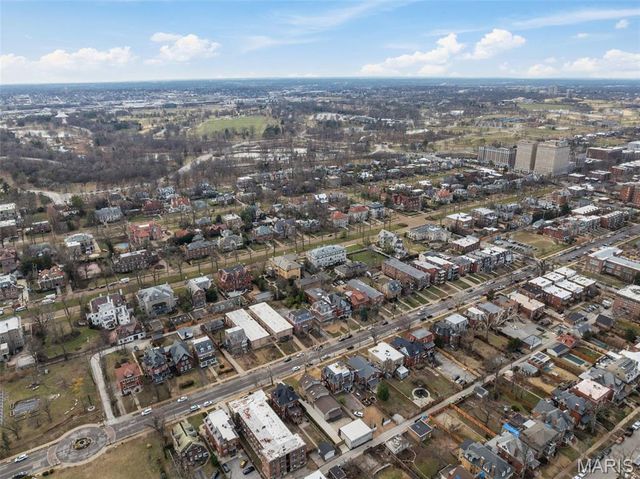 5099 Waterman Boulevard, St Louis, MO 63108