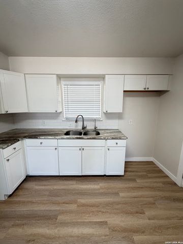 114 Westlake, San Antonio, TX 78227