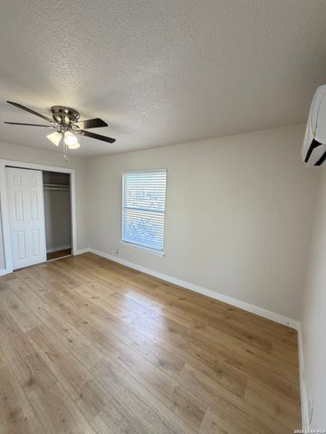 114 Westlake, San Antonio, TX 78227