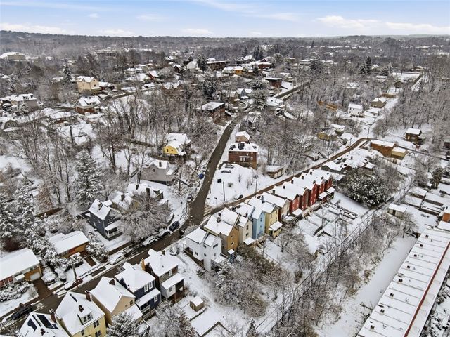 2252 Milligan Avenue, Swissvale, PA 15218