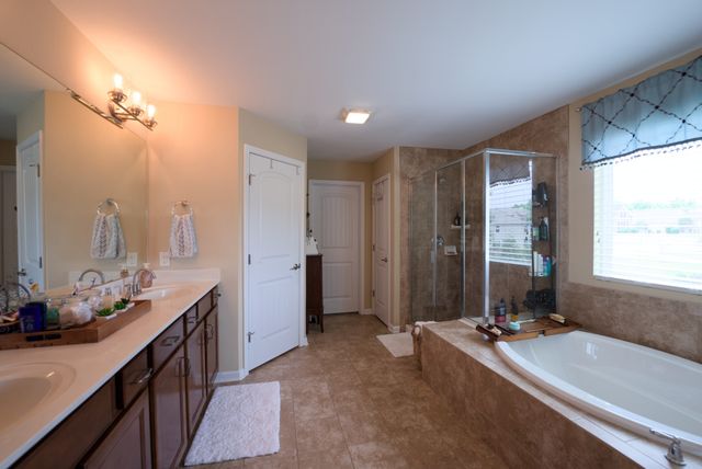 503 Cherry Blossom Way, Lebanon, TN 37087