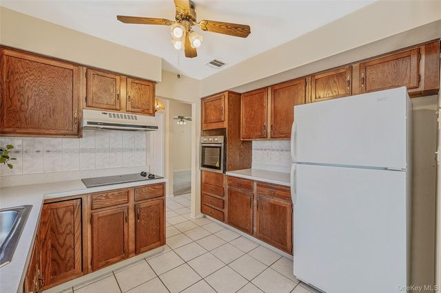 35 Chippendale Drive, Mount Sinai, NY 11766