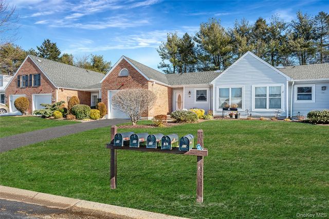 35 Chippendale Drive, Mount Sinai, NY 11766