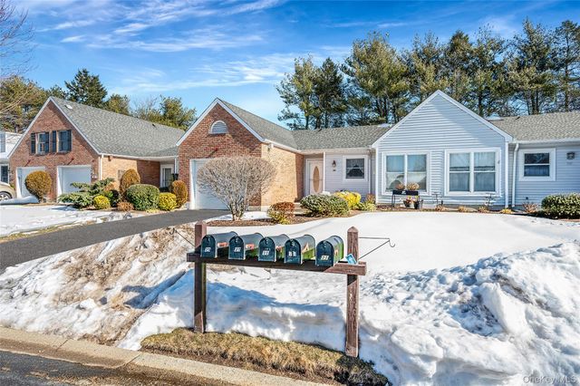 35 Chippendale Drive, Mount Sinai, NY 11766