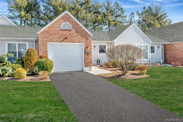 35 Chippendale Drive, Mount Sinai, NY 11766