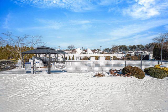 35 Chippendale Drive, Mount Sinai, NY 11766