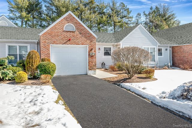 35 Chippendale Drive, Mount Sinai, NY 11766