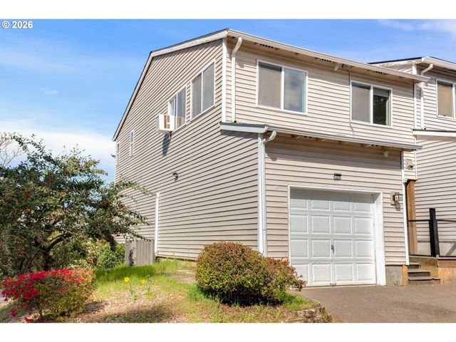 10324 Ne FARGO St, Portland, OR 97220