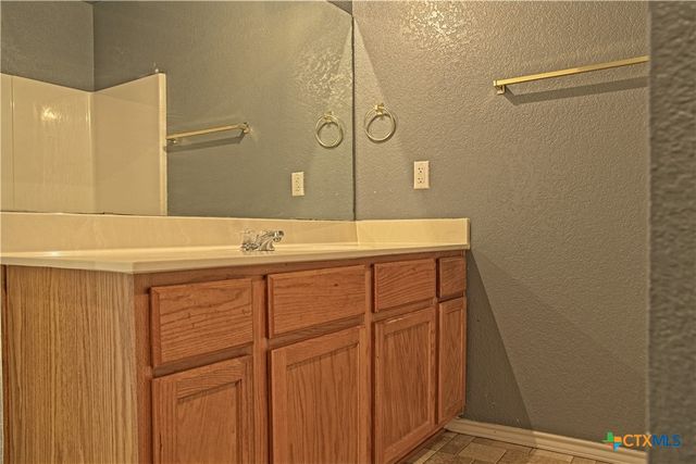 5201 Holster Drive, Killeen, TX 76549