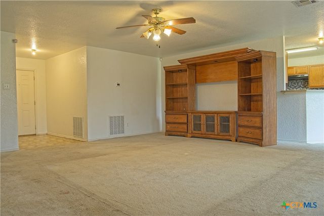 5201 Holster Drive, Killeen, TX 76549
