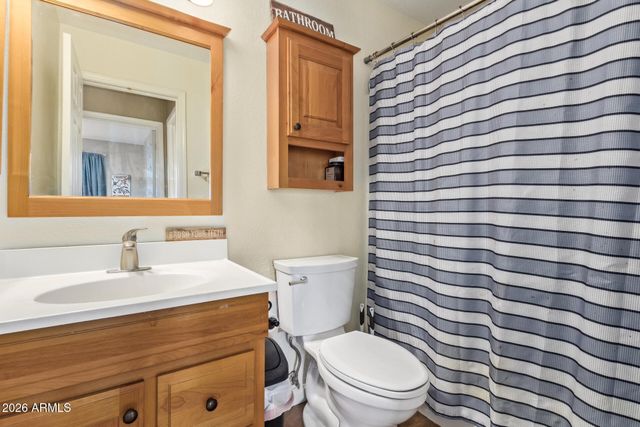 2914 E WINDSONG Drive, Phoenix, AZ 85048