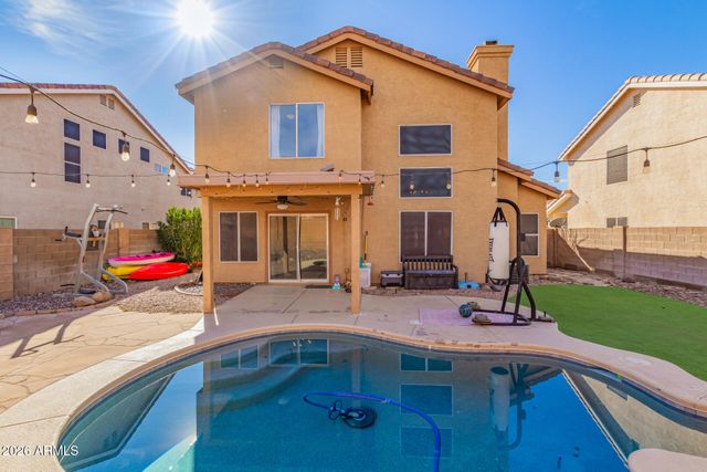 2914 E WINDSONG Drive, Phoenix, AZ 85048