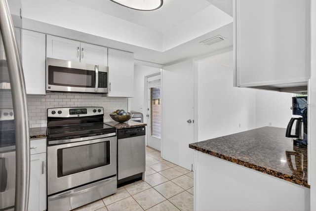 1884 SOUTHPOINTE DRIVE, Sarasota, FL 34231