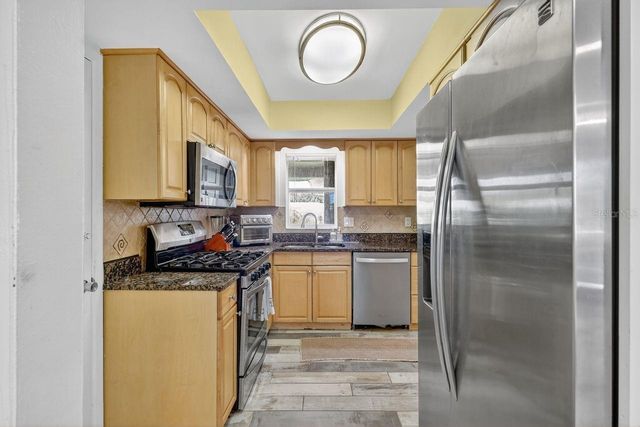 1884 SOUTHPOINTE DRIVE, Sarasota, FL 34231