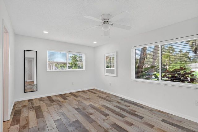 1884 SOUTHPOINTE DRIVE, Sarasota, FL 34231