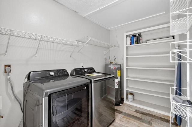 1884 SOUTHPOINTE DRIVE, Sarasota, FL 34231