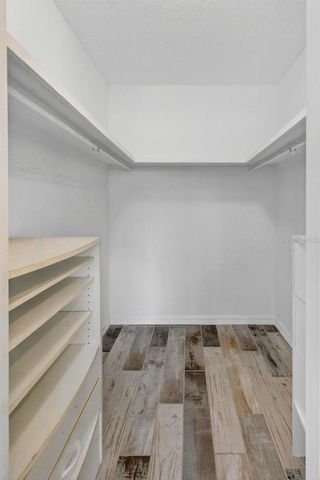 1884 SOUTHPOINTE DRIVE, Sarasota, FL 34231