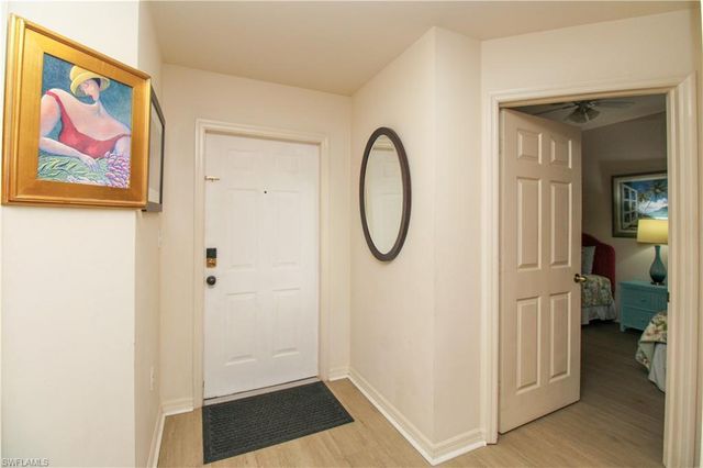 519 Roma CT 3206, Naples, FL 34110