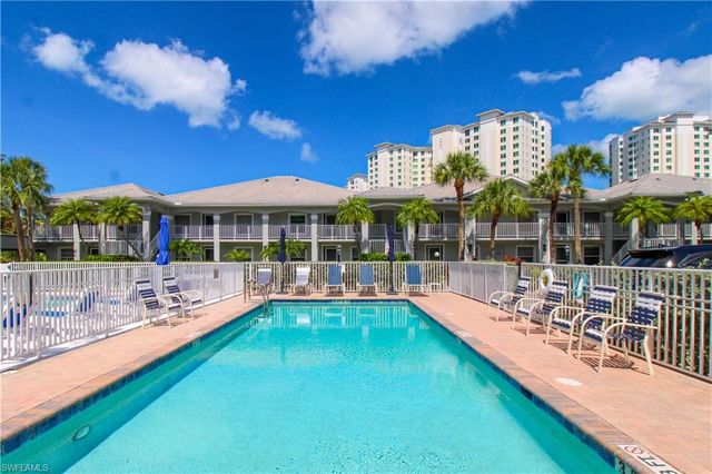 519 Roma CT 3206, Naples, FL 34110