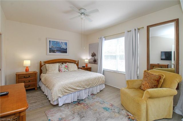 519 Roma CT 3206, Naples, FL 34110