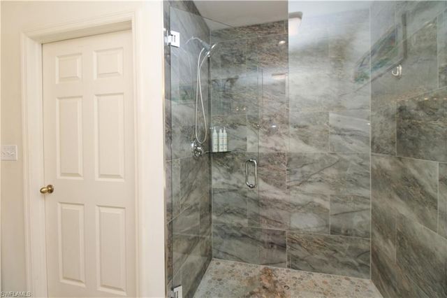 519 Roma CT 3206, Naples, FL 34110