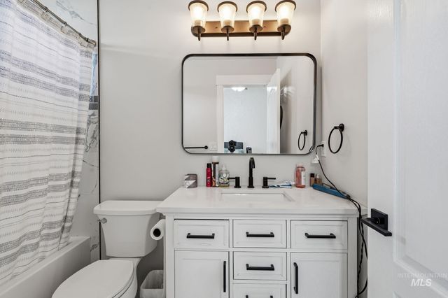 10639 Empress St, Nampa, ID 83687