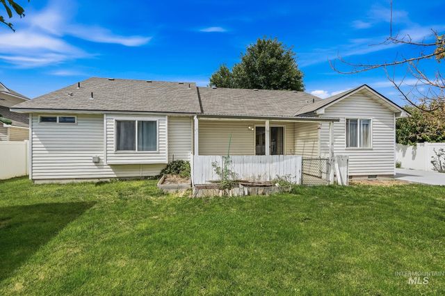 10639 Empress St, Nampa, ID 83687